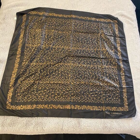Ted Lapidus 100% silk scarf, 30x30 inch - Picture 1 of 5
